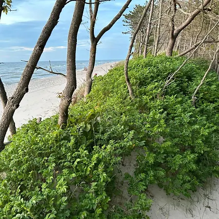 Morski 公寓 尤斯托尼莫斯基