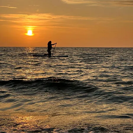 Morski * 尤斯托尼莫斯基